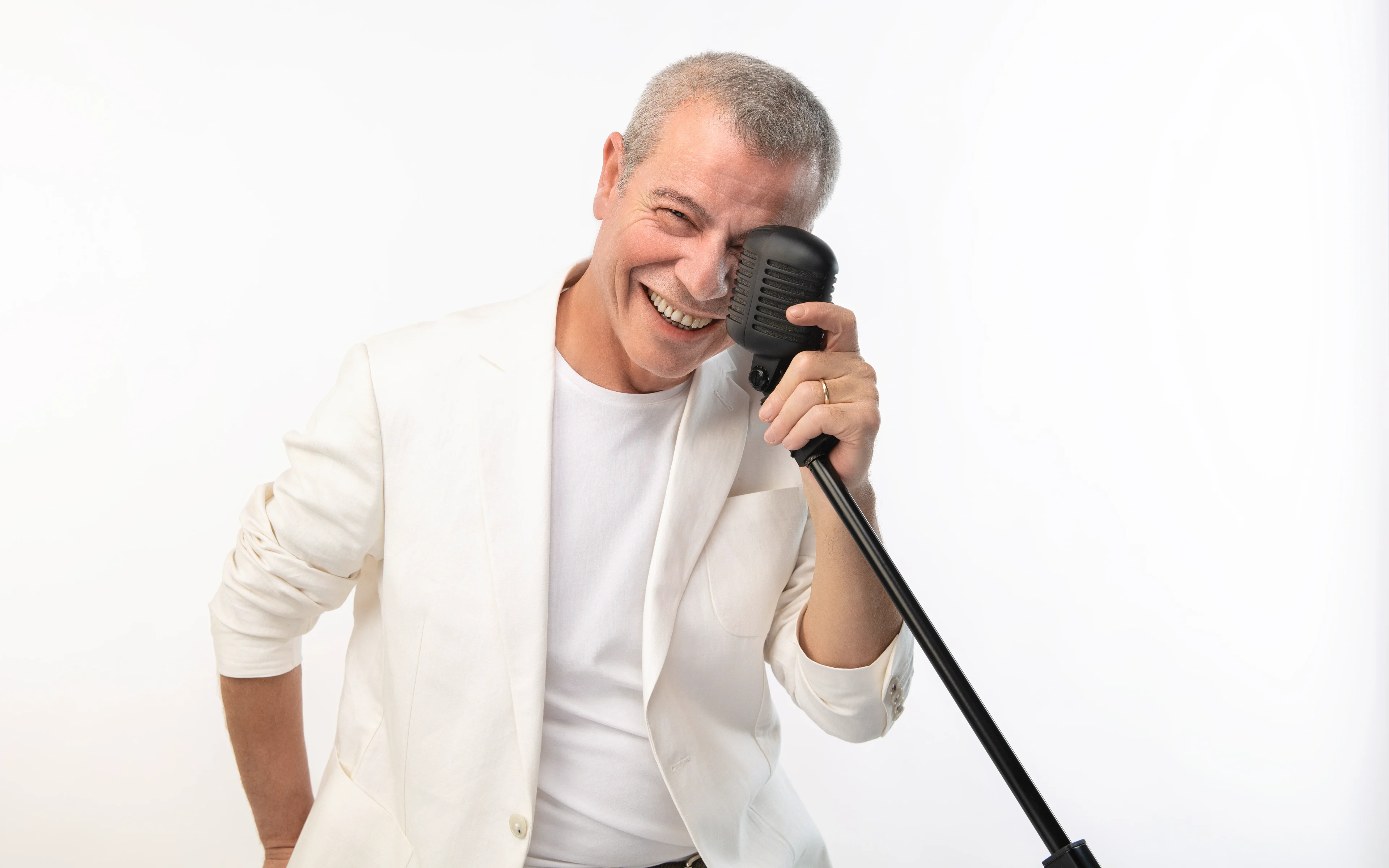 Levent Yüksel Senfonik | Harbiye Cemil Topuzlu Açıkhava Tiyatrosu | 23 Ekim Çarşamba - 21:15